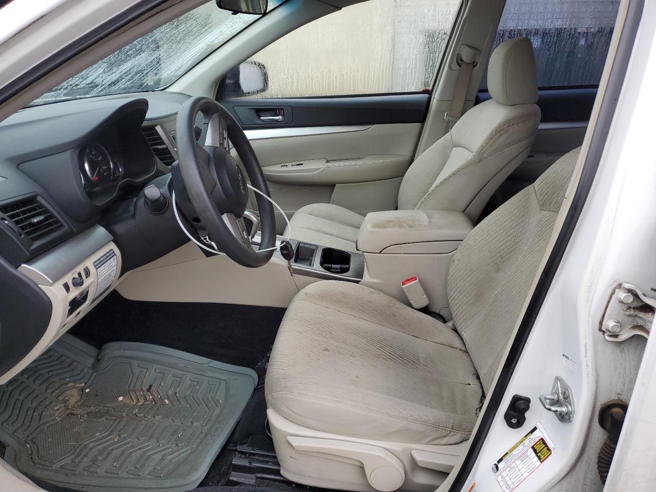 2011 Subaru Outback - Image 7