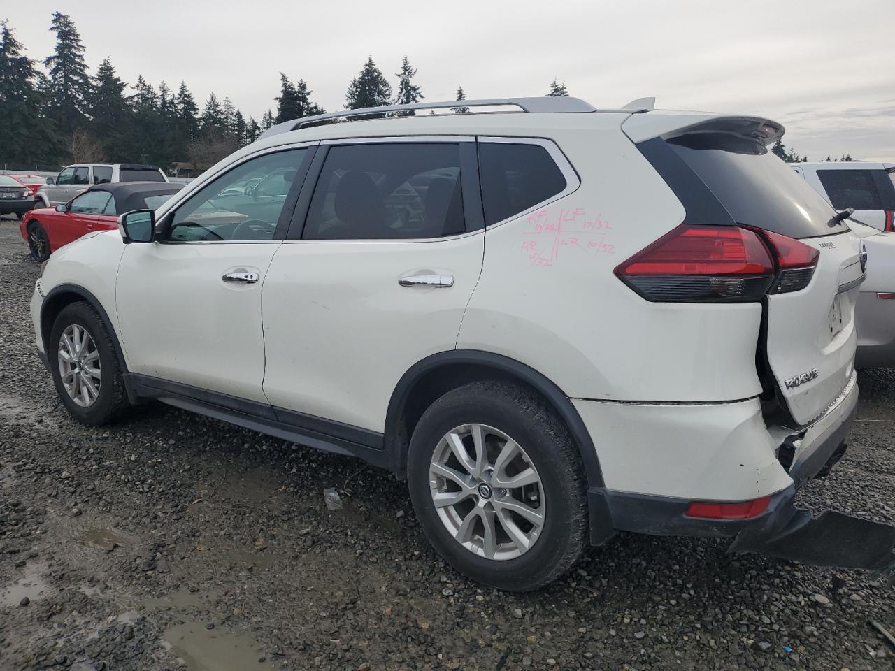 VIN 5N1AT2MTXHC888208 2017 NISSAN ROGUE no.2