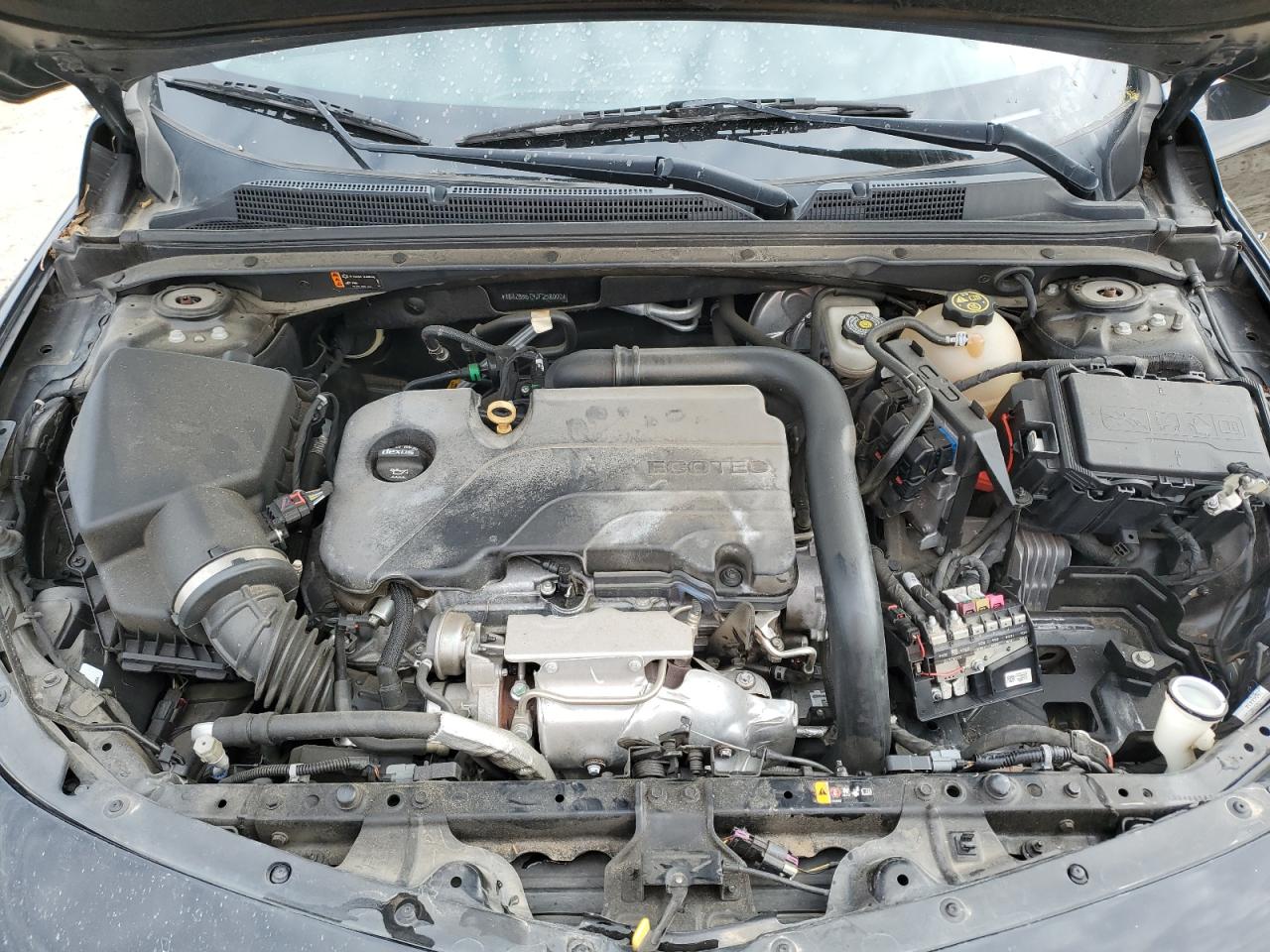 2018 Chevrolet Malibu - Image 11