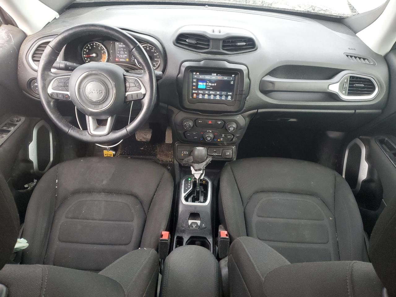 2018 Jeep Renegade - Image 8