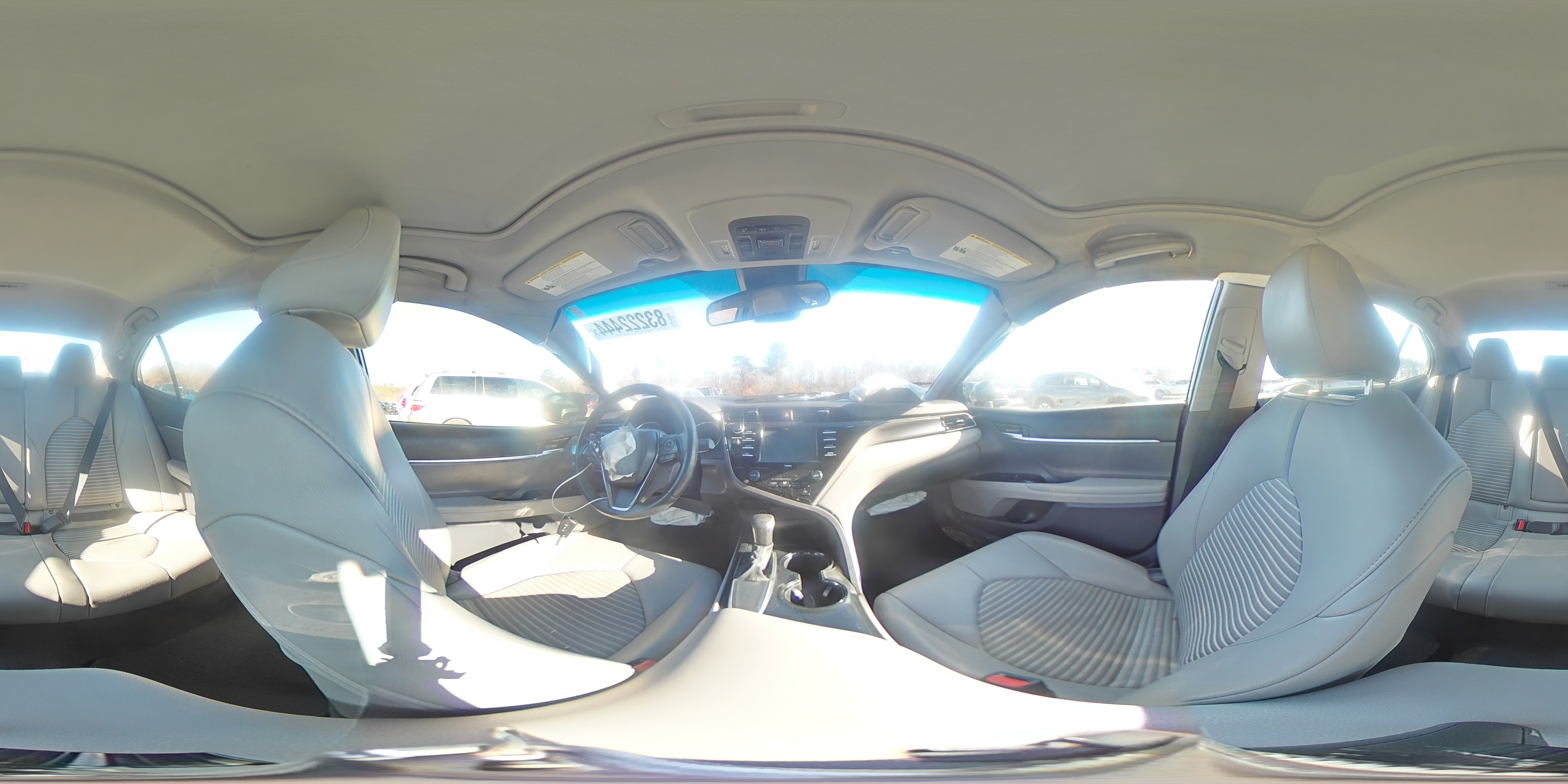 2020 Toyota Camry - Image 12