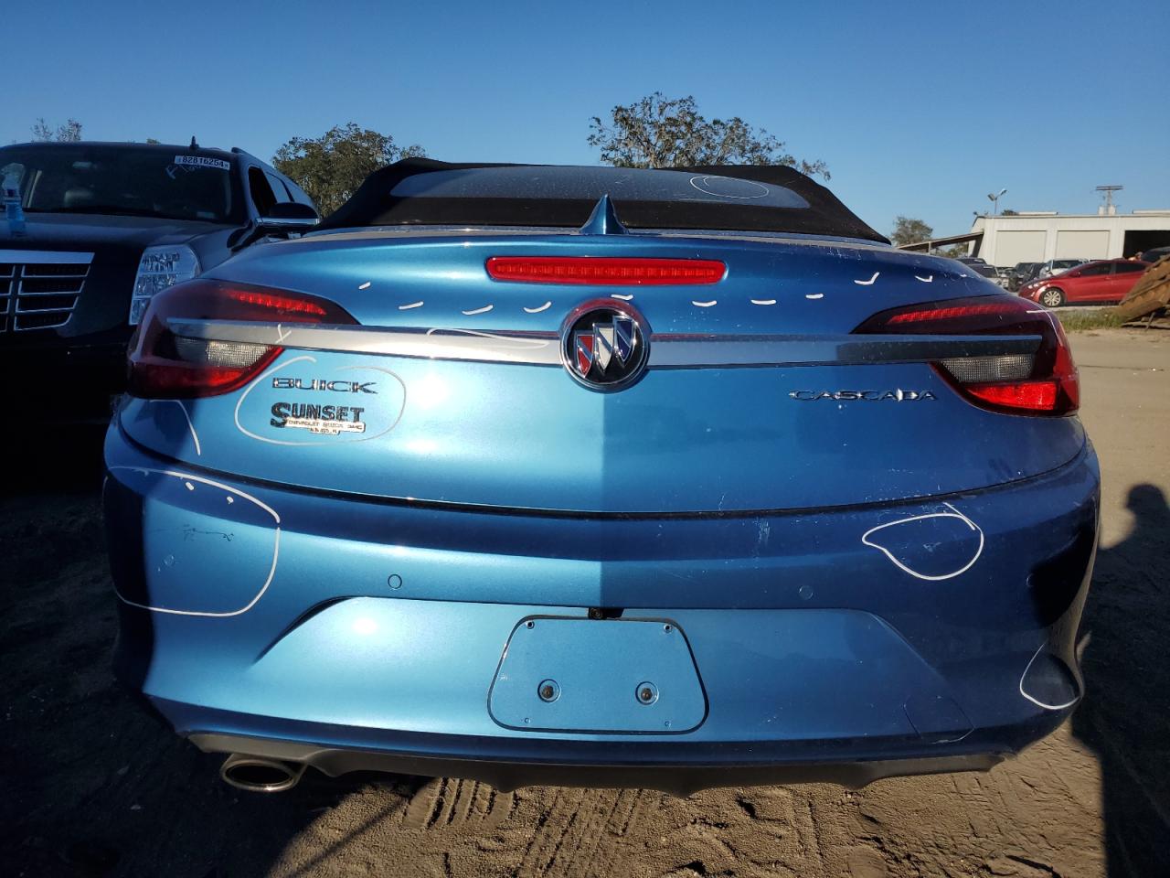 2017 Buick Cascada Sport Touring VIN: W04WJ3N53HG005462 Lot: 82811954