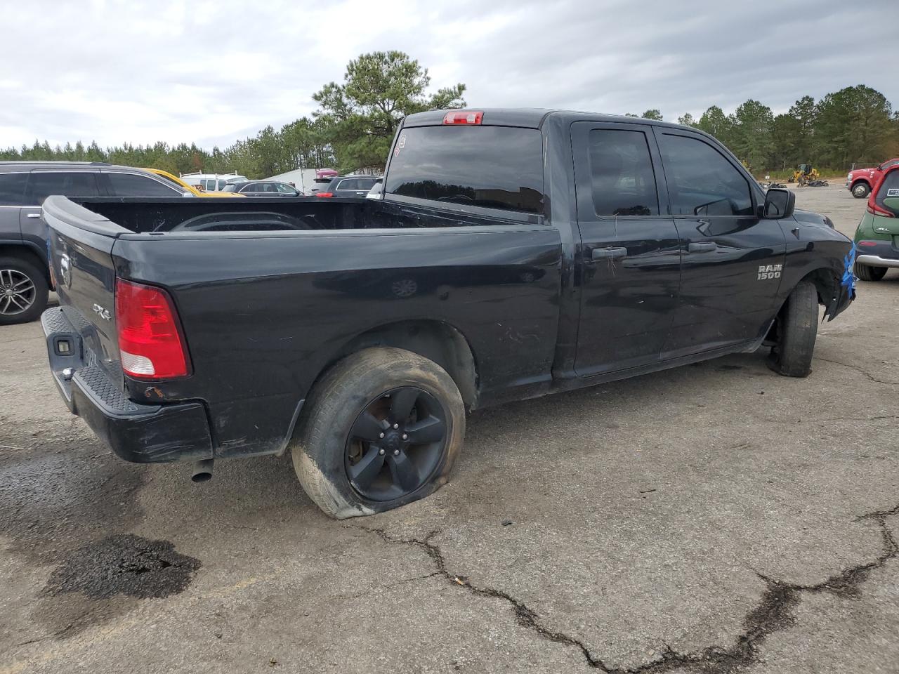 2016 RAM 1500 - Image 3