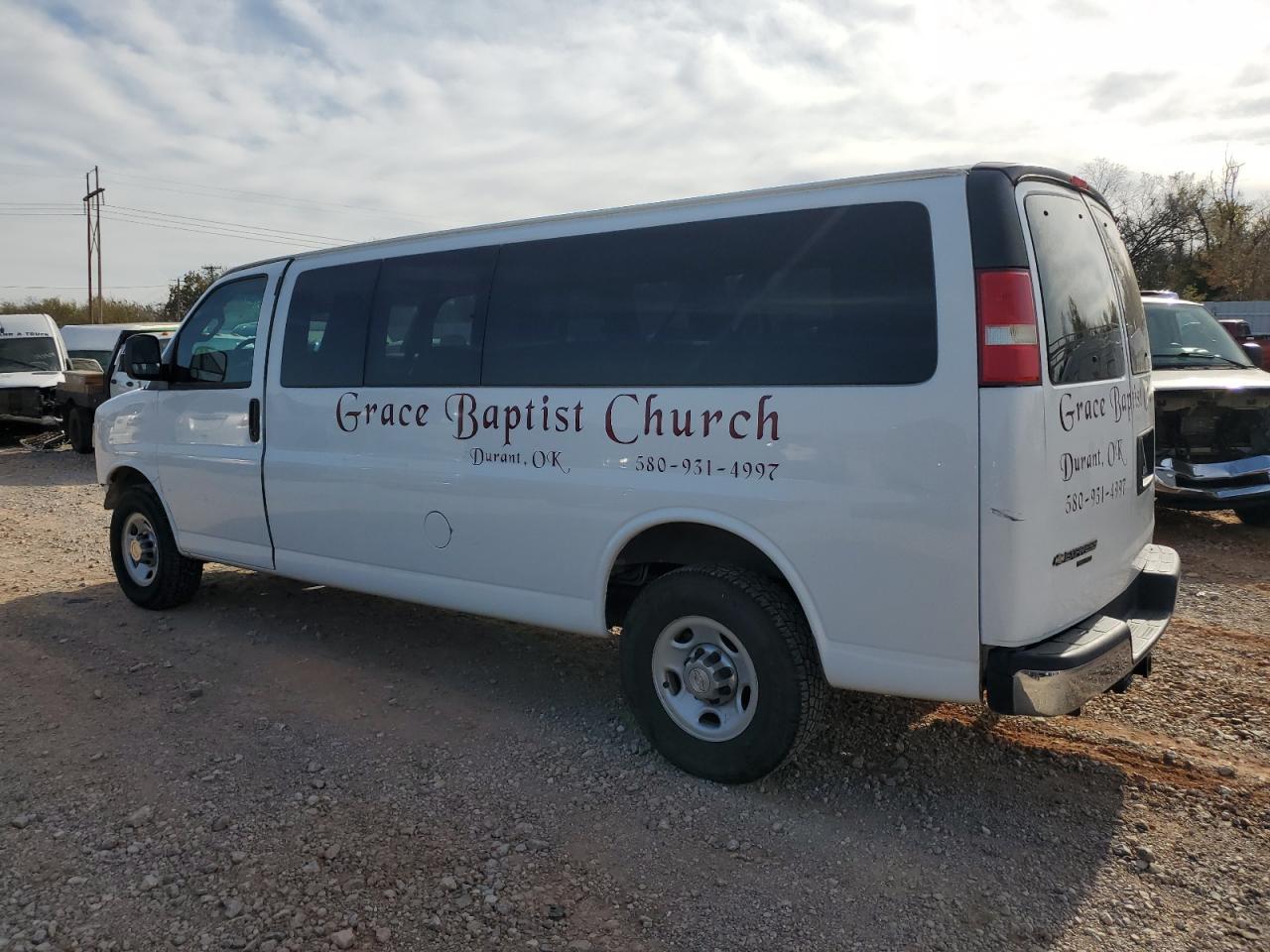 VIN 1GAZGPFG6G1264661 2016 CHEVROLET EXPRESS no.2