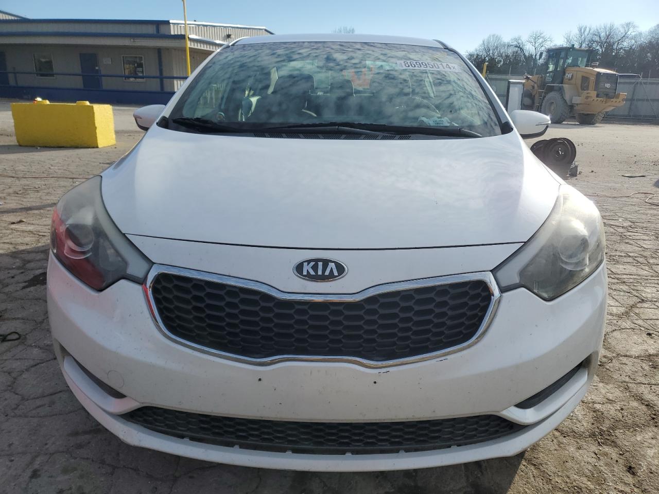 VIN KNAFX4A68F5269615 2015 KIA FORTE no.5