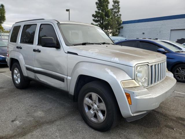  JEEP LIBERTY 2012 Серебристый