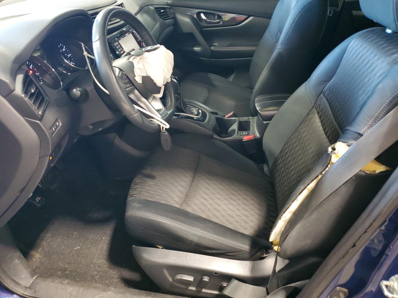 2017 Nissan Rogue - Image 7