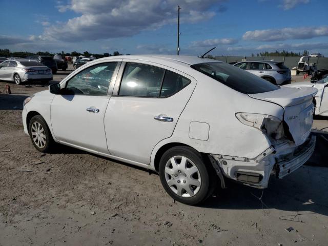  NISSAN VERSA 2015 Biały