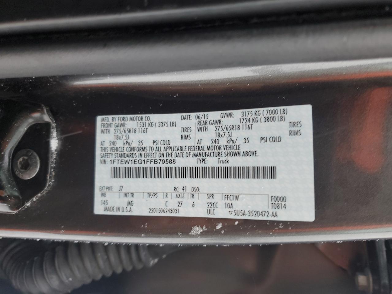 2015 Ford F-150 - Image 12