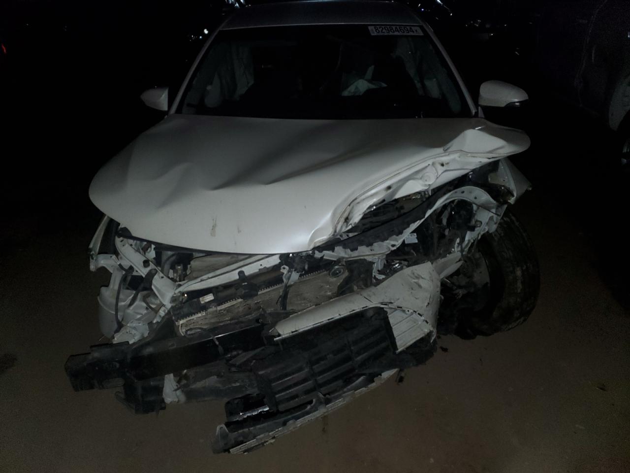 2016 Toyota Avalon - Image 12