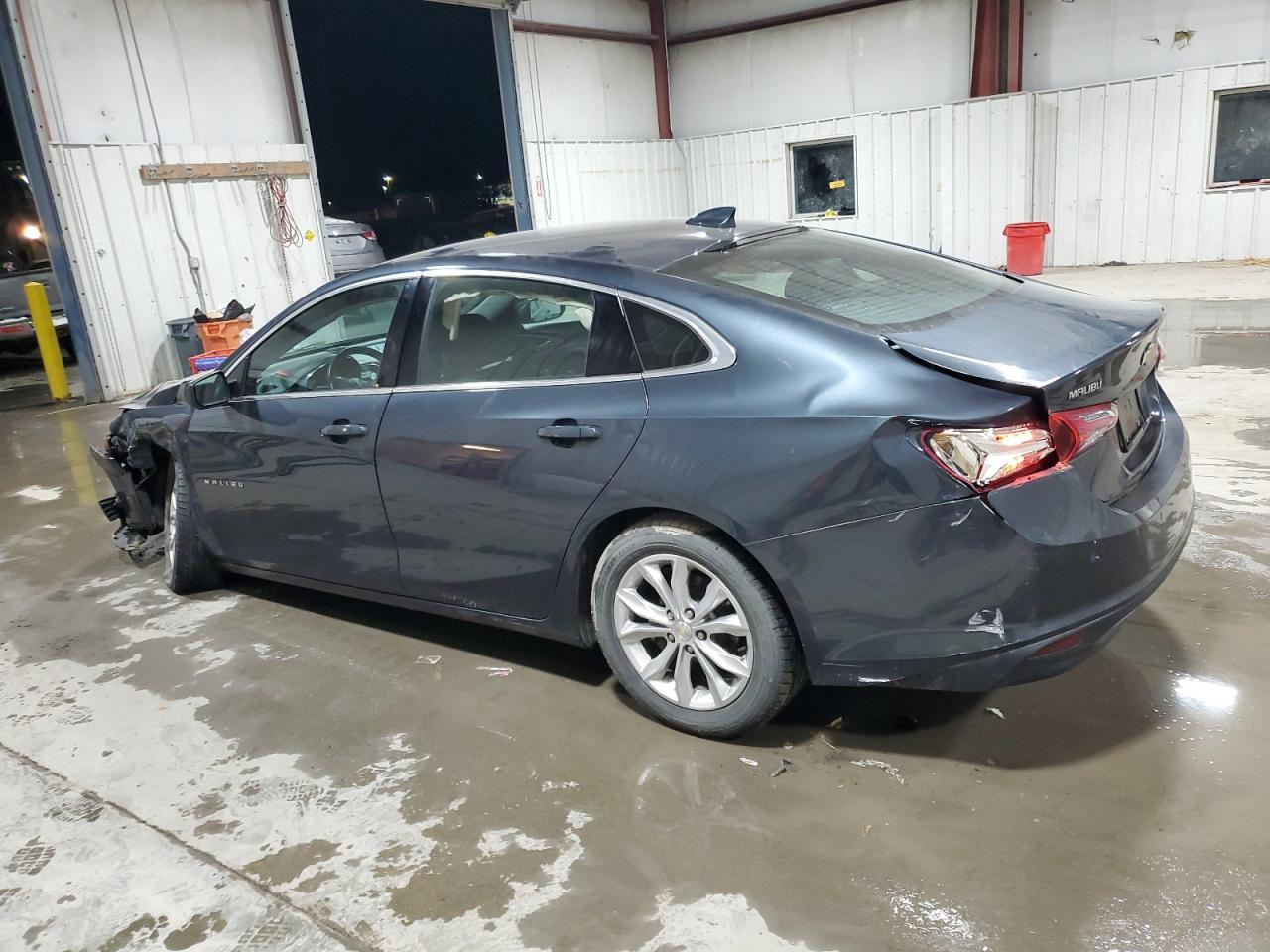 1G1ZD5ST3KF116107 2019 CHEVROLET MALIBU - Image 2
