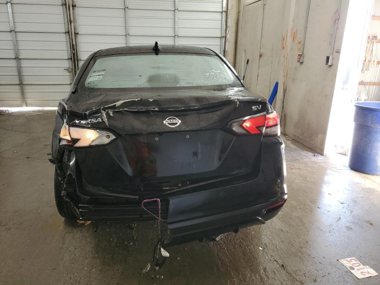 2021 Nissan Versa - Image 6