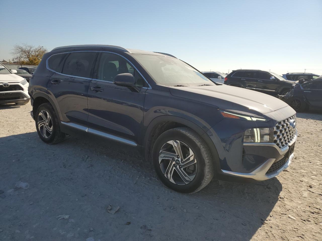 2022 Hyundai Santa Fe - Image 4