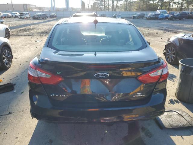  FORD FOCUS 2012 Czarny