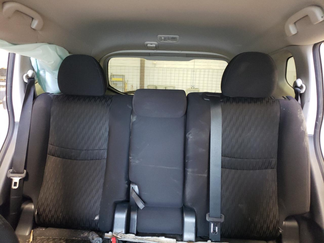 2020 Nissan Rogue - Image 10