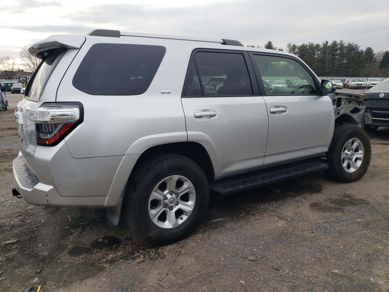 2019 Toyota 4Runner - Image 3