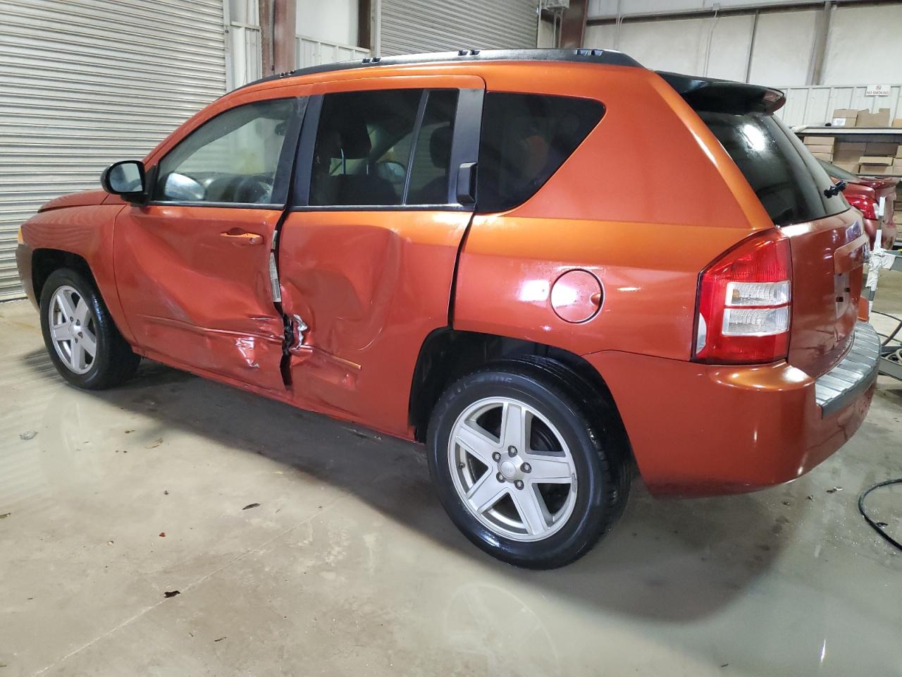2010 Jeep Compass - Image 2