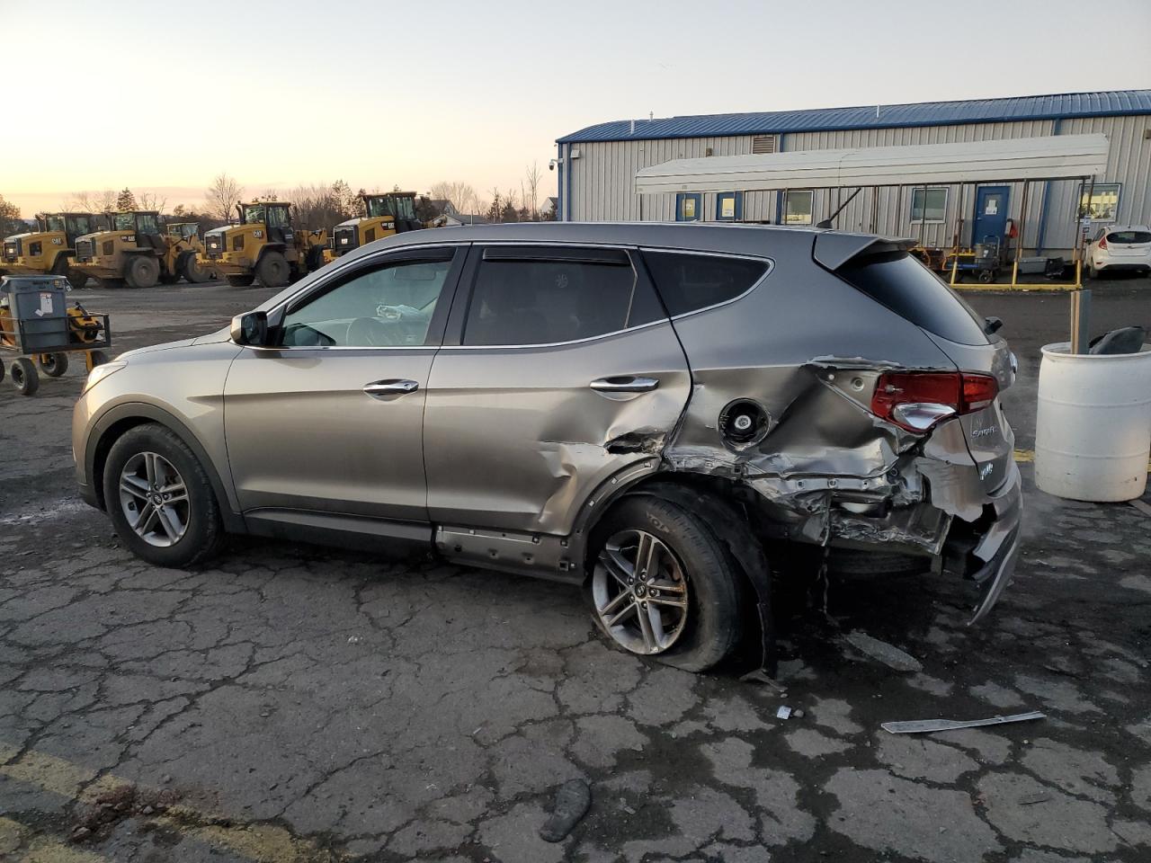 VIN 5XYZT3LB9JG533179 2018 HYUNDAI SANTA FE no.2