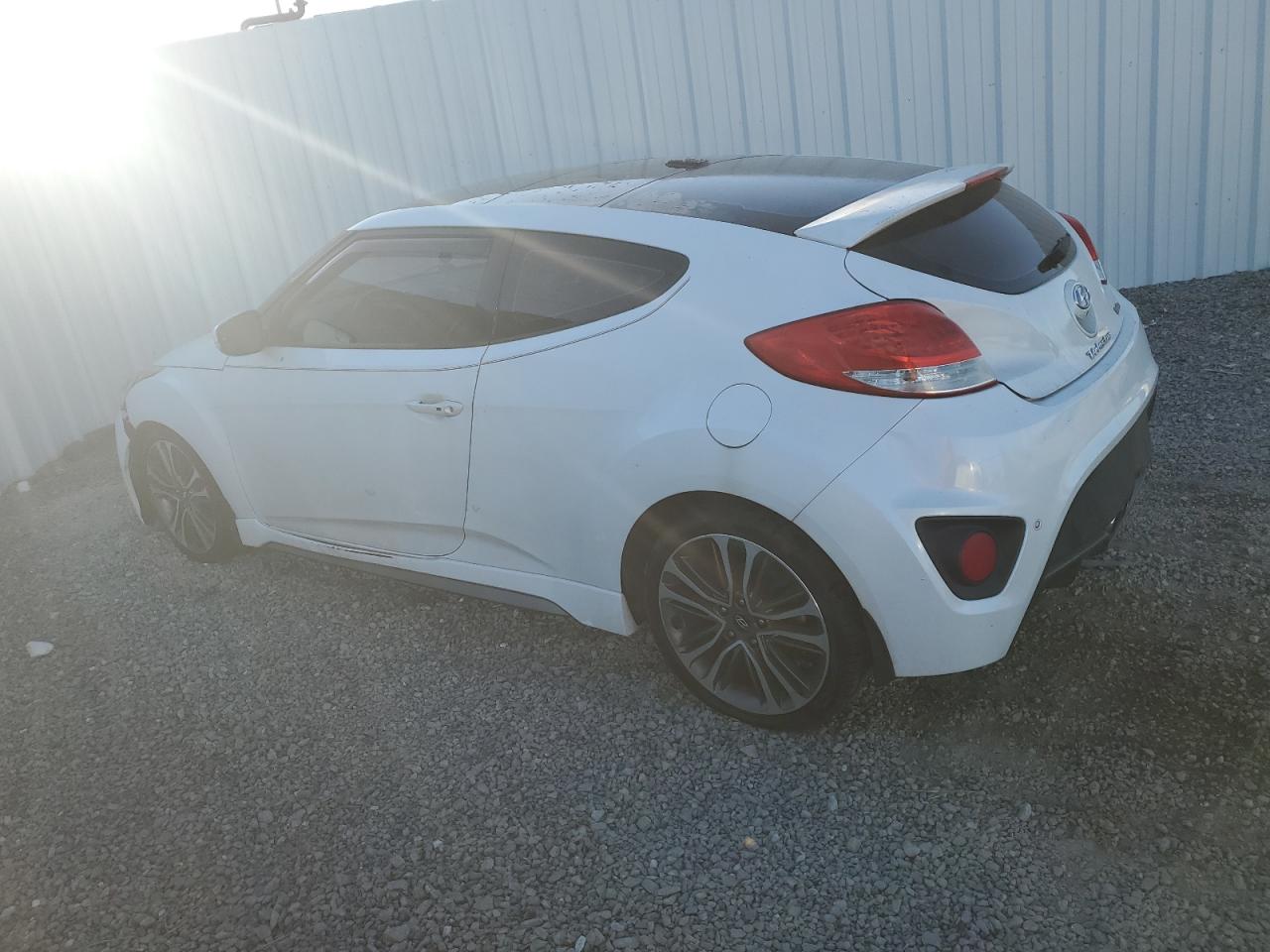 VIN KMHTC6AEXGU299139 2016 HYUNDAI VELOSTER no.2