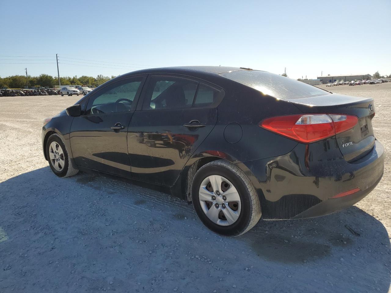 KNAFK4A60F5431431 2015 KIA FORTE - Image 2