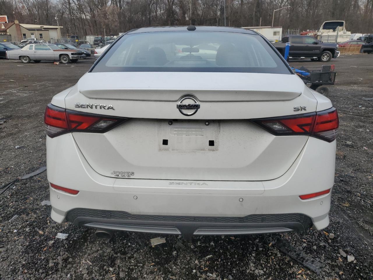 2022 Nissan Sentra - Image 6