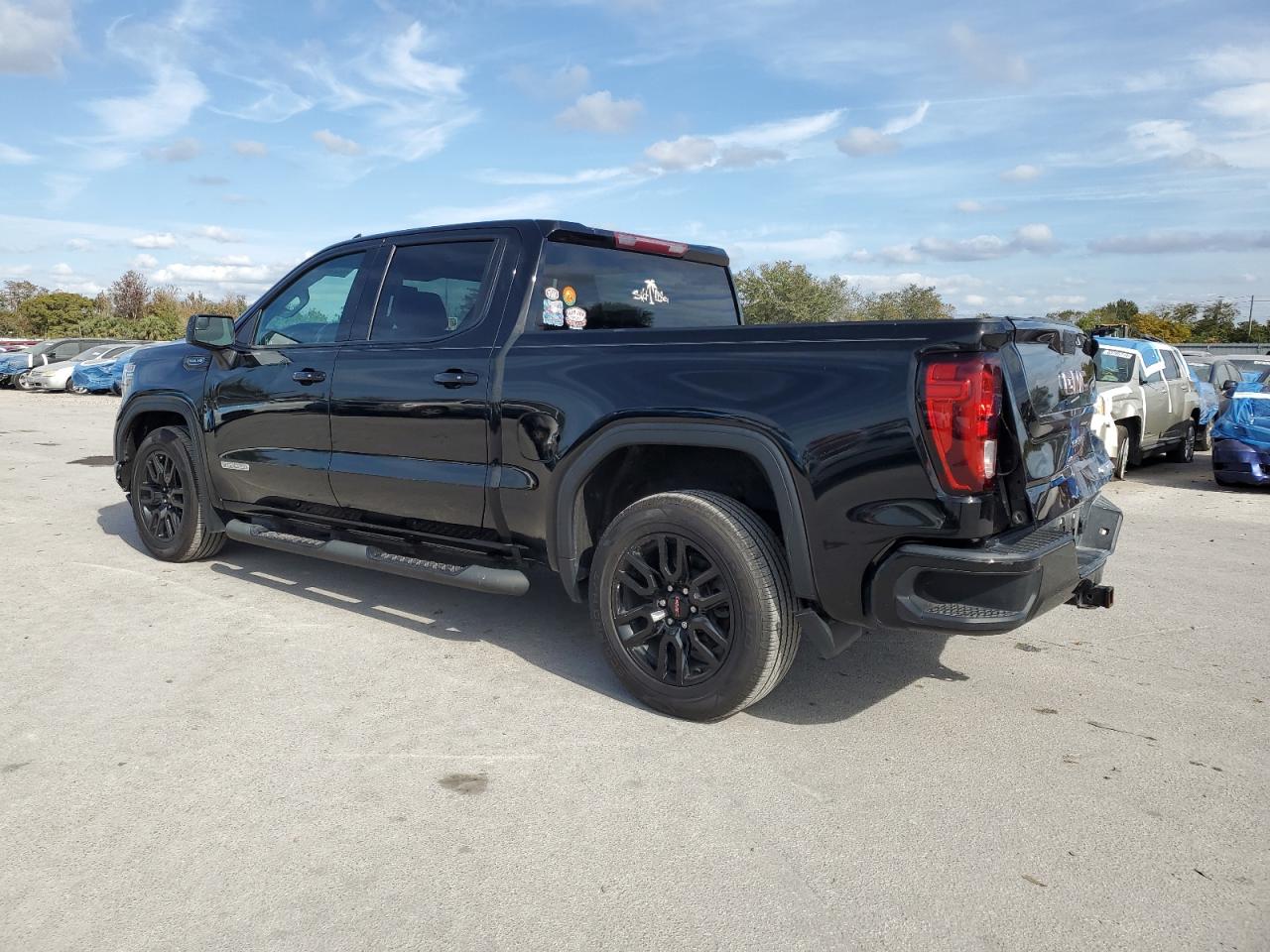 2021 GMC Sierra - Image 2