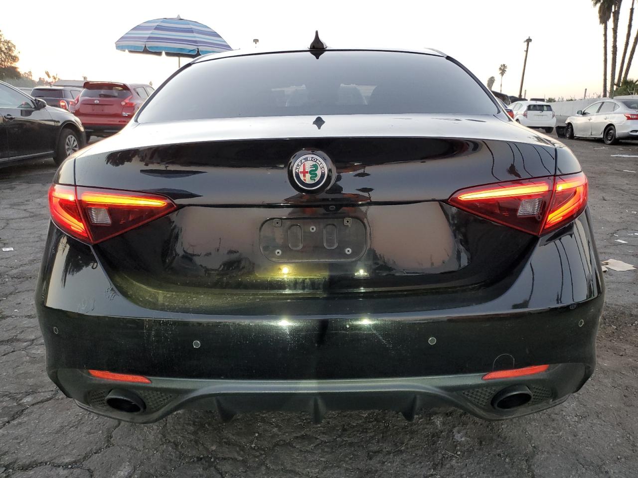 2019 Alfa Romeo Giulia - Image 6