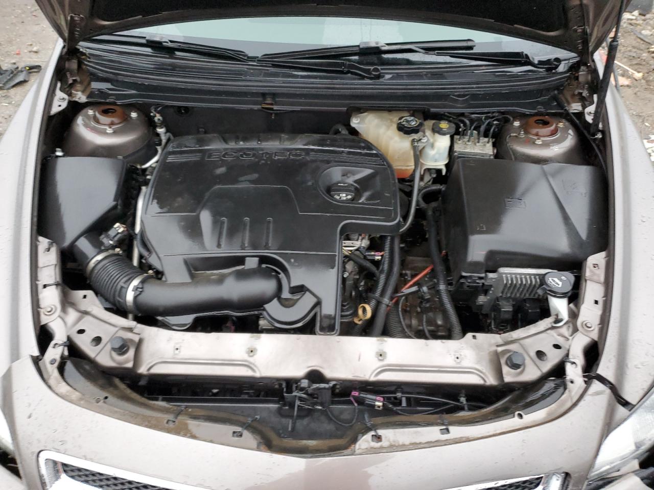 2010 Chevrolet Malibu - Image 11