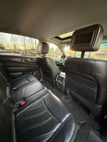 Паркетники INFINITI JX35 2013 Белы