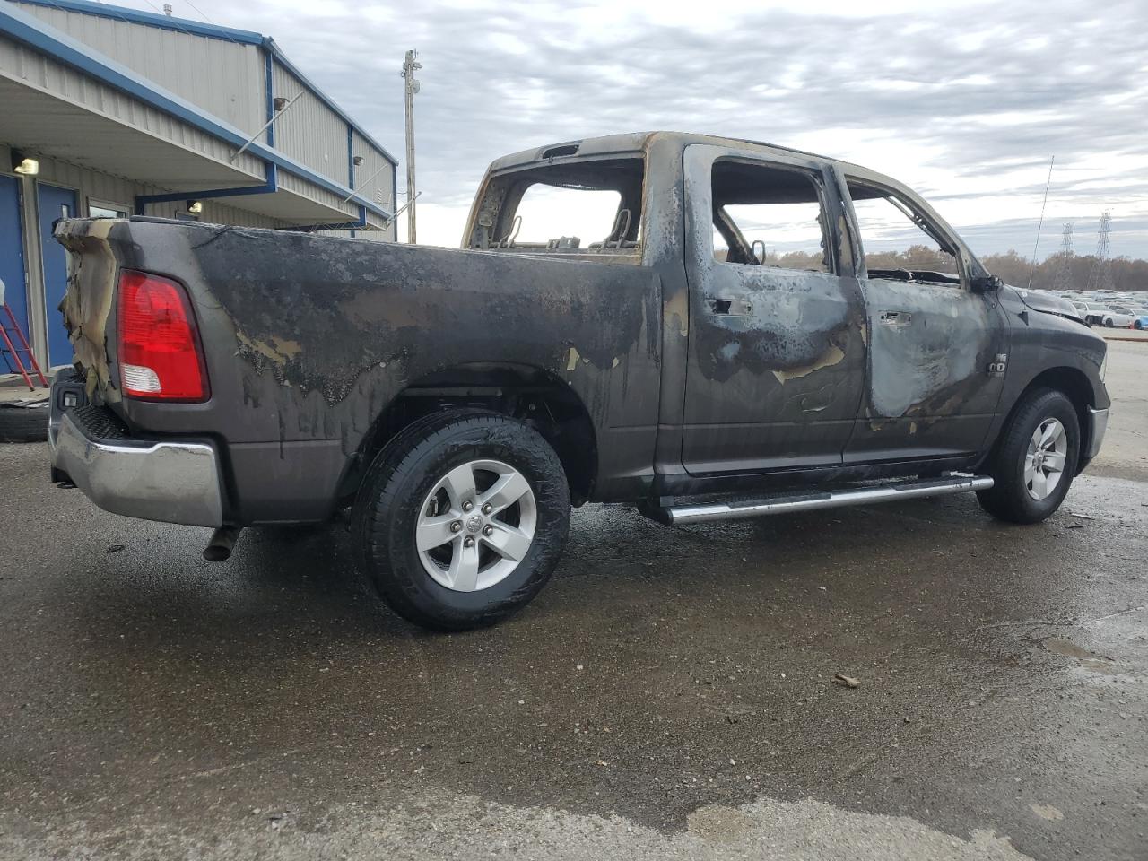 2019 RAM 1500 - Image 3