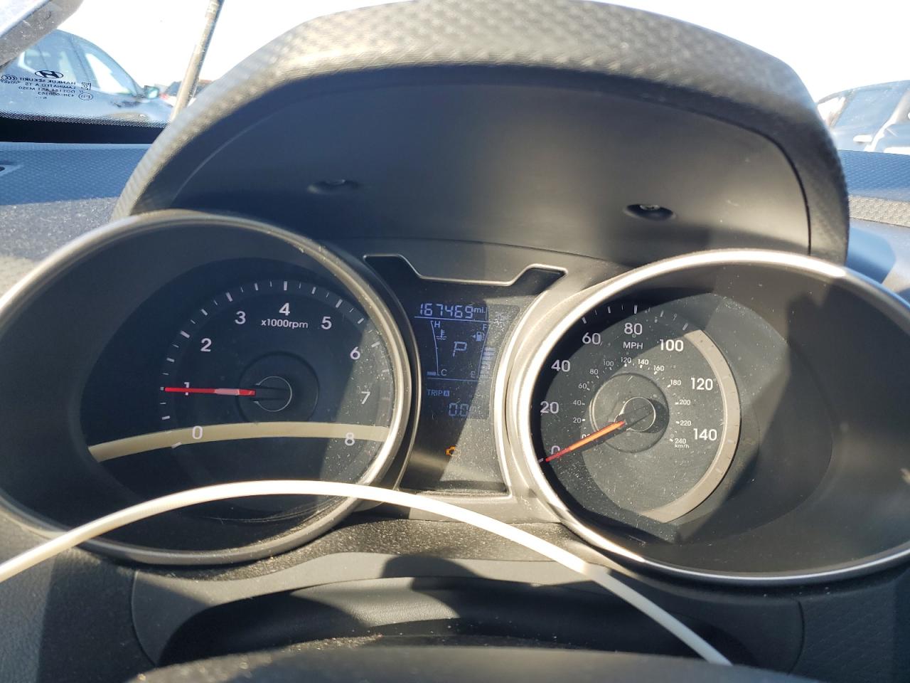2017 Hyundai Veloster - Image 9