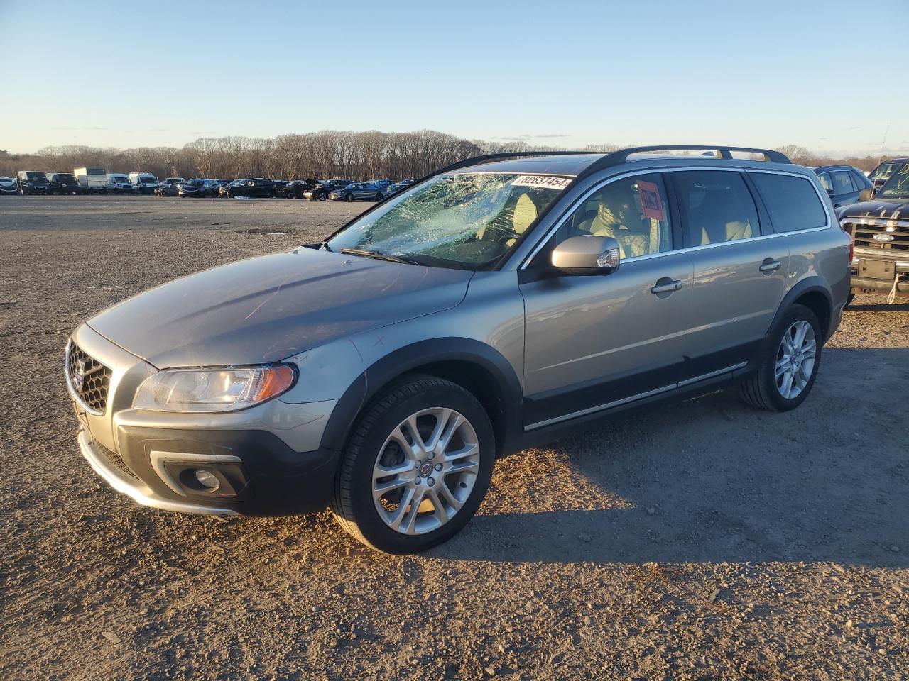 2016 Volvo XC70 - Image 1