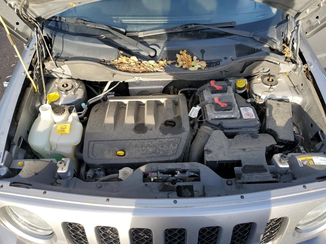 2016 Jeep Liberty (Patriot) - Image 12