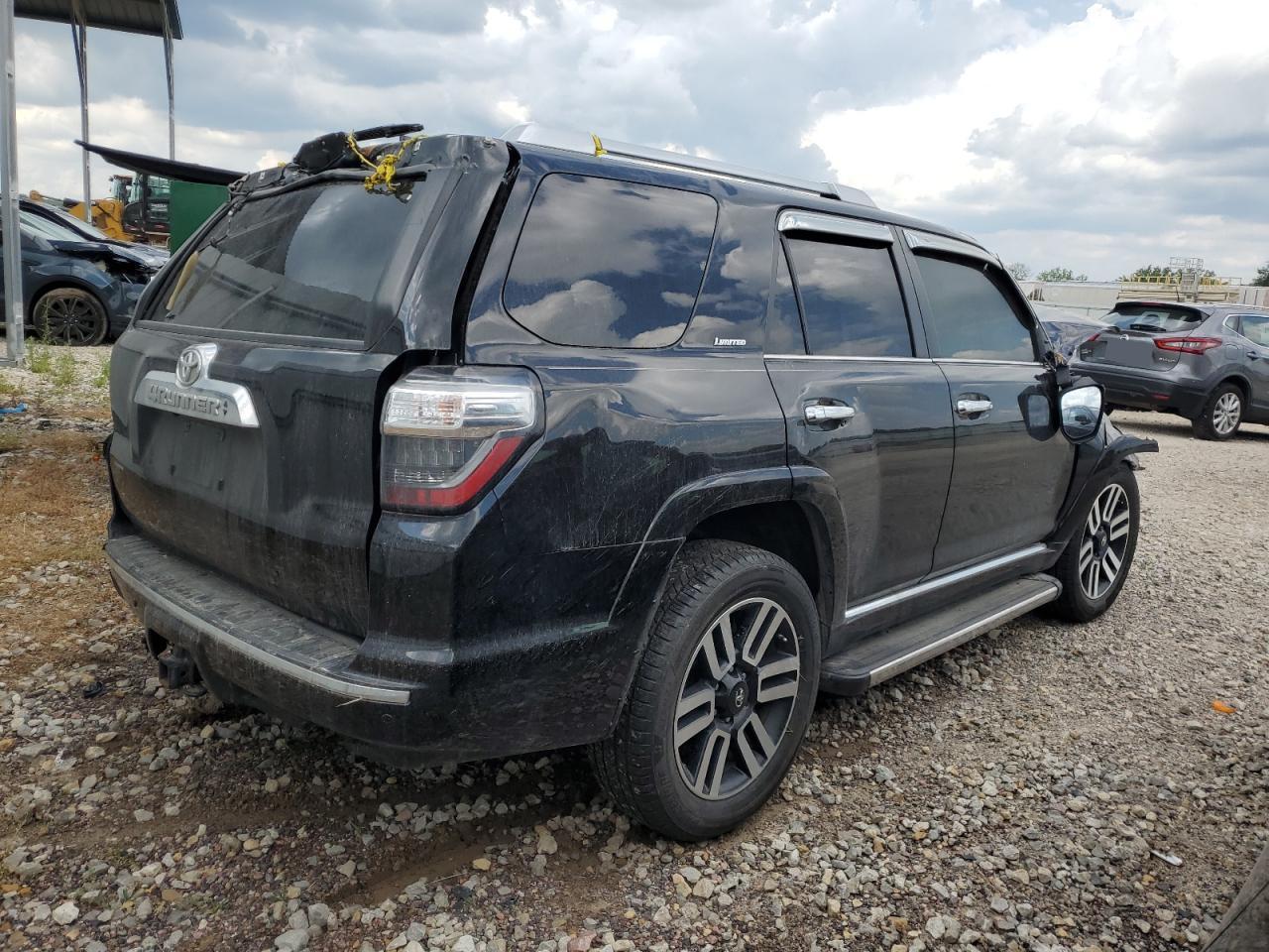 VIN JTEZU5JR3J5180774 2018 TOYOTA 4RUNNER no.3