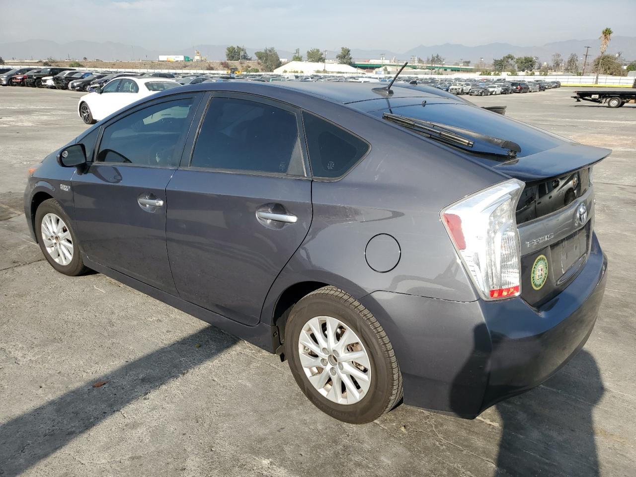 VIN JTDKN3DP7D3039627 2013 TOYOTA PRIUS no.2