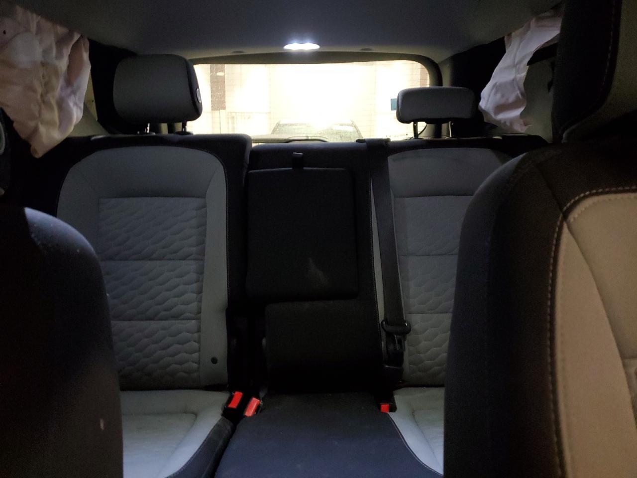 2018 Chevrolet Equinox - Image 10