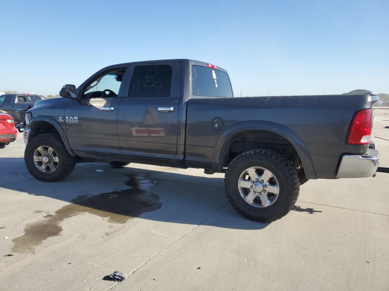 2016 RAM 2500 - Image 2
