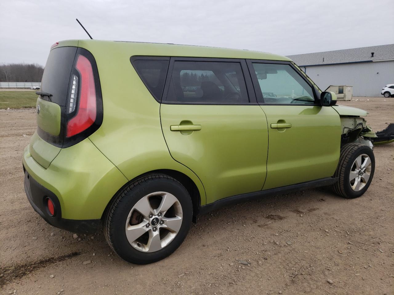 VIN KNDJN2A22J7895873 2018 KIA SOUL no.3