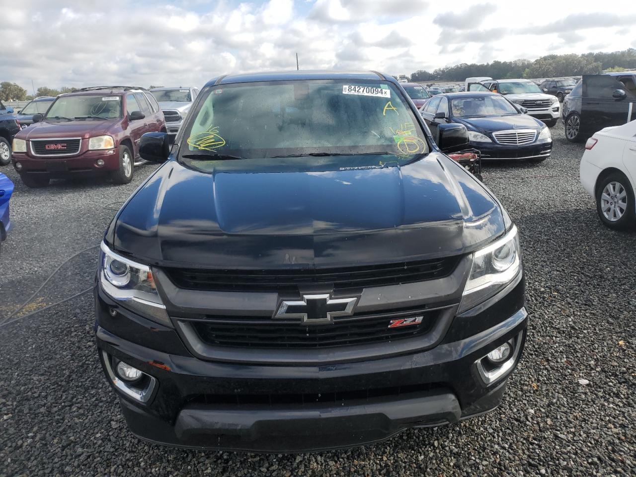 VIN 1GCGTDEN7K1334959 2019 CHEVROLET COLORADO no.5