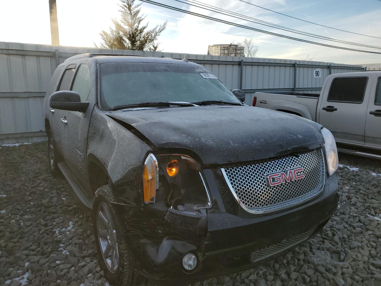 2007 GMC Yukon - Image 4