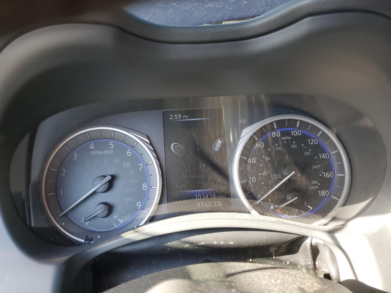 2018 Infiniti Q60 - Image 9