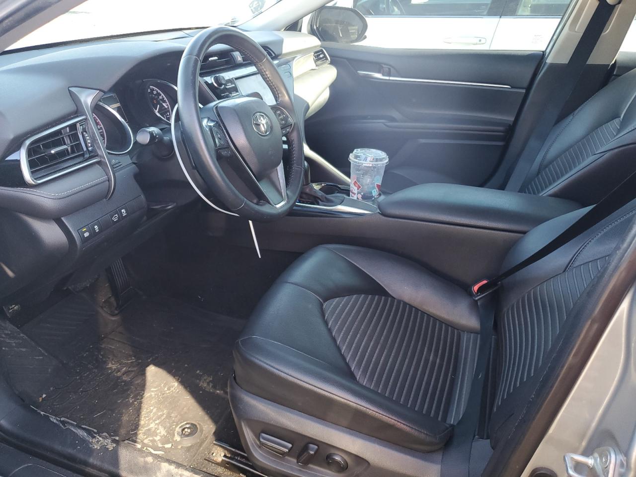 2020 Toyota Camry - Image 7