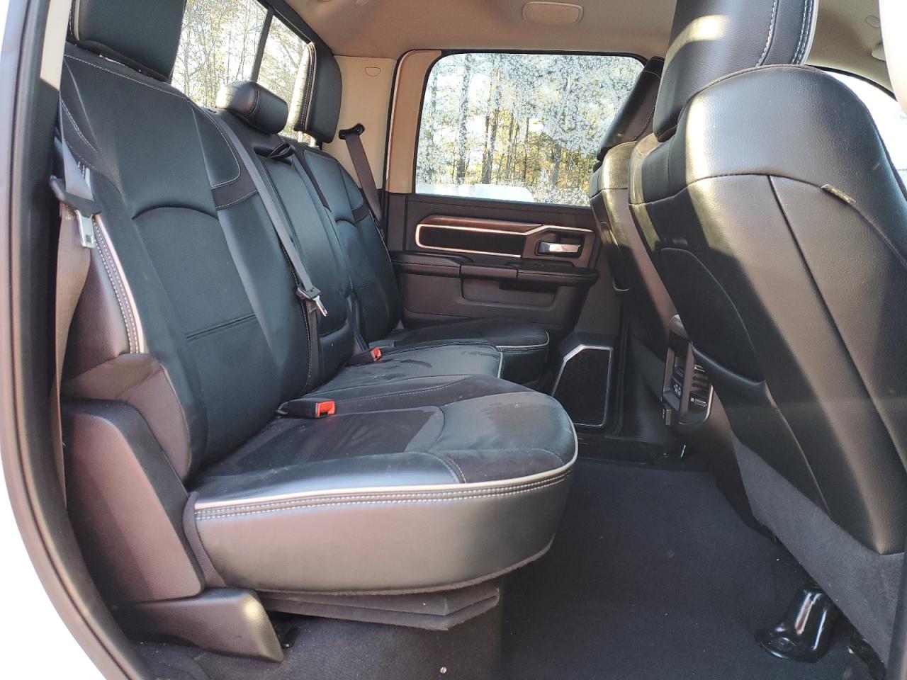 2022 RAM 2500 - Image 10