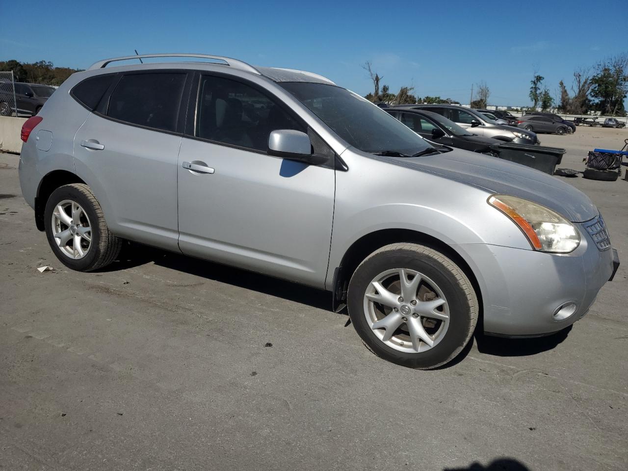 2009 Nissan Rogue - Image 4