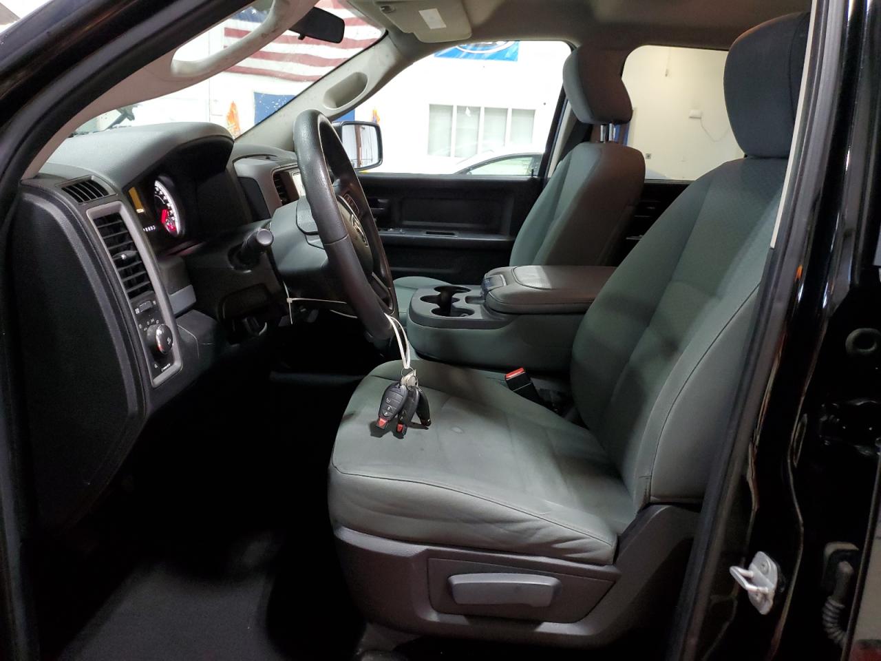 2014 RAM 1500 - Image 7