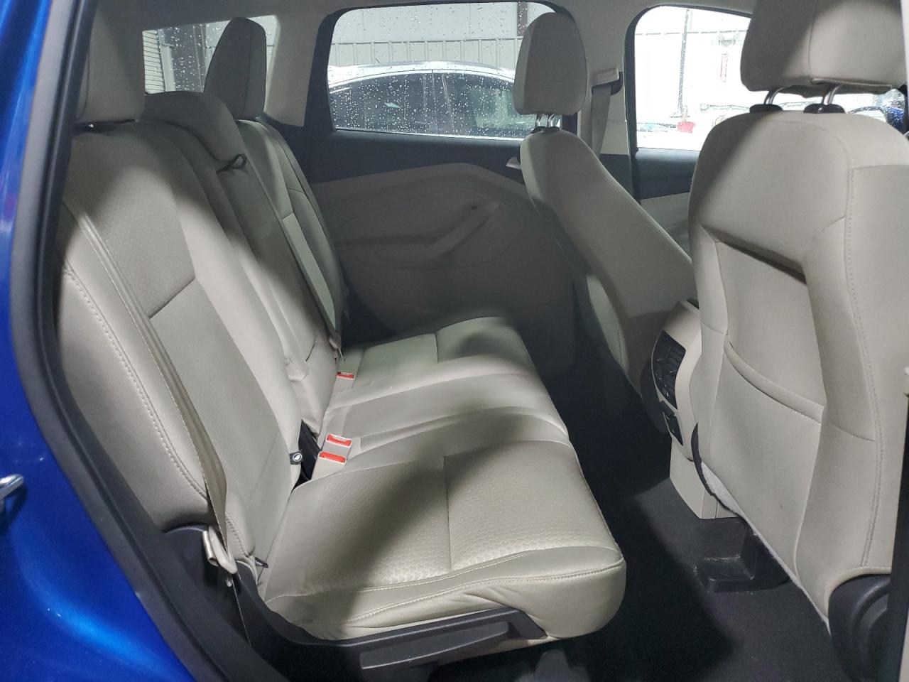 2017 Ford Escape - Image 11