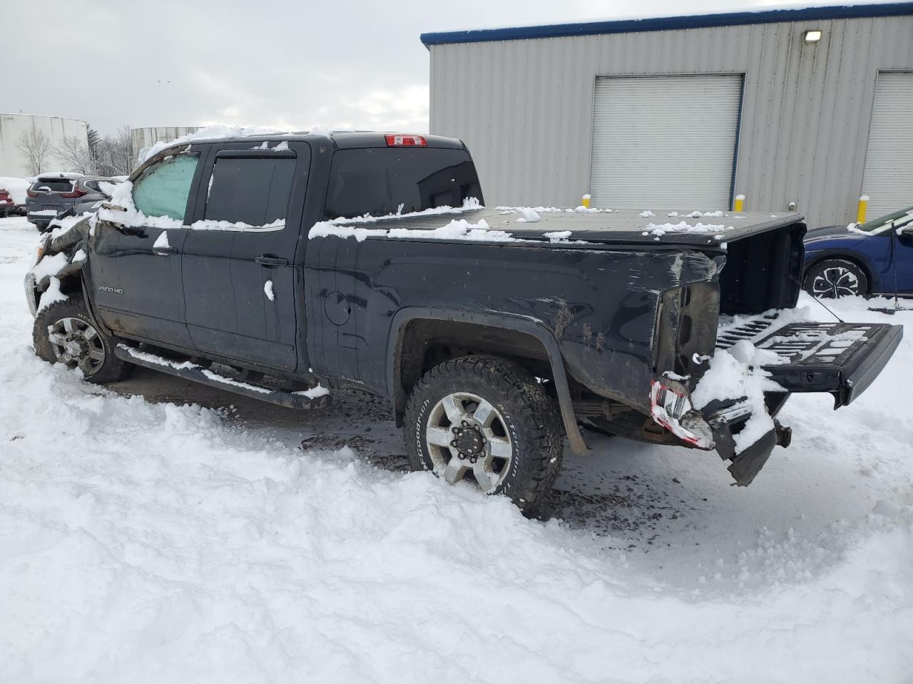 2018 GMC Sierra - Image 2
