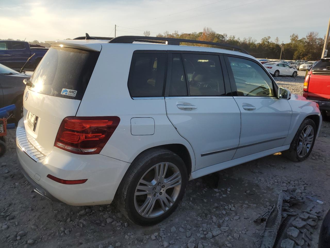 VIN WDCGG5HB5DG021107 2013 MERCEDES-BENZ GLK-CLASS no.3