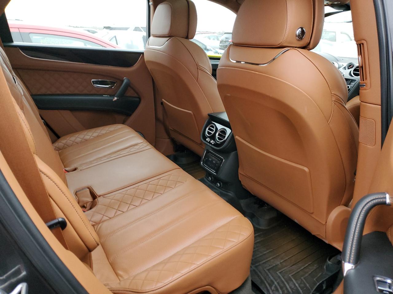 2019 Bentley Bentayga - Image 10