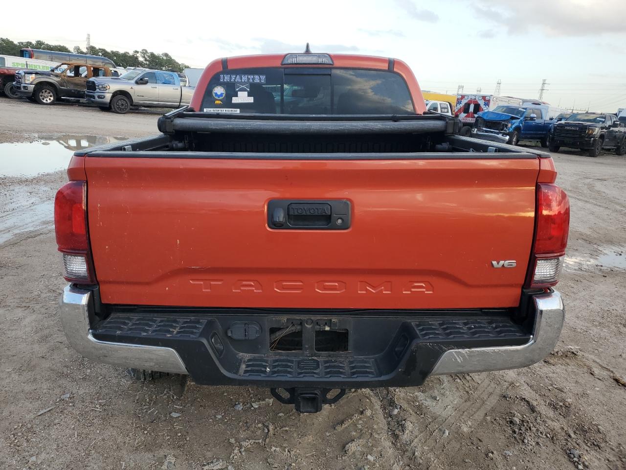 VIN 3TMAZ5CN9JM069251 2018 TOYOTA TACOMA no.6